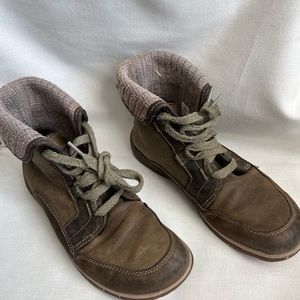 Chaco Barbary Casual Boots - Womens